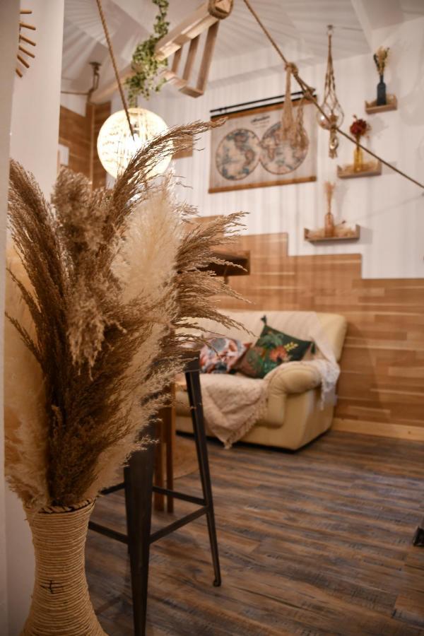 Le Cabanon H24,Atypique,Cosy,Port,Plage,Wifi,Netflix La Seyne-sur-Mer Eksteriør billede